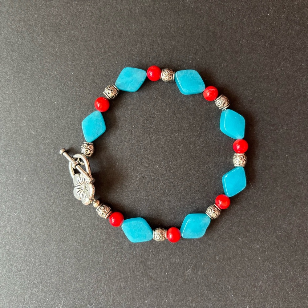 Blue Chalcedony & Mixed Bead In Silver Bracelet | 7 IN - Picture 3 of 5